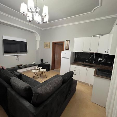 Trip-Stop Apartments Vlorë Екстериор снимка
