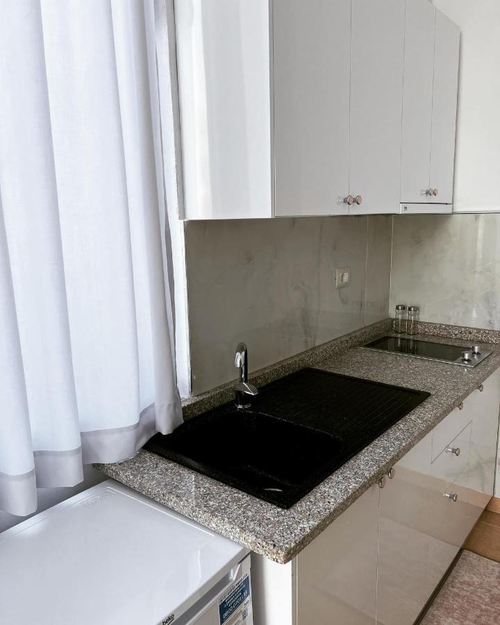 Trip-Stop Apartments Vlorë Екстериор снимка