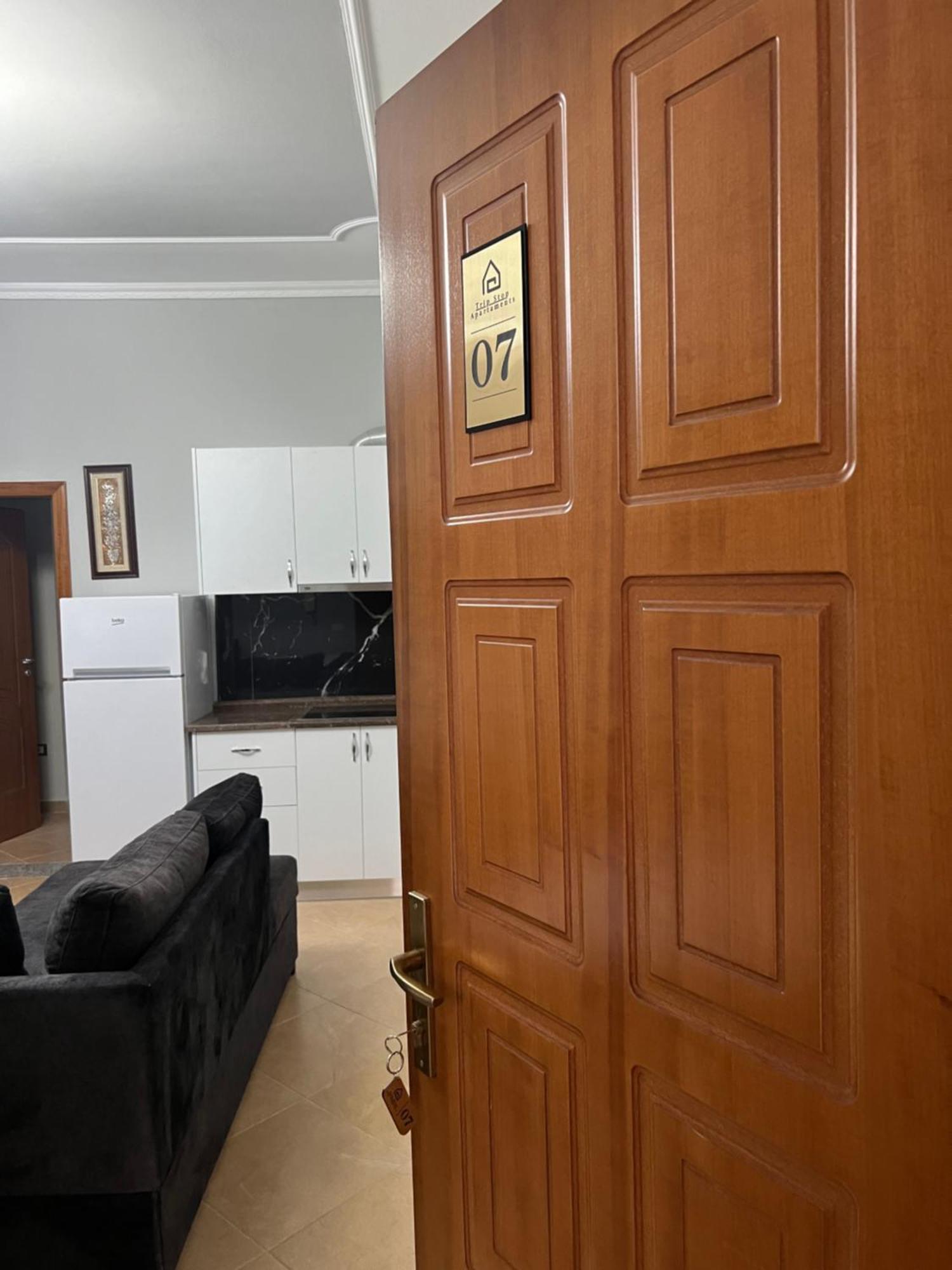 Trip-Stop Apartments Vlorë Екстериор снимка