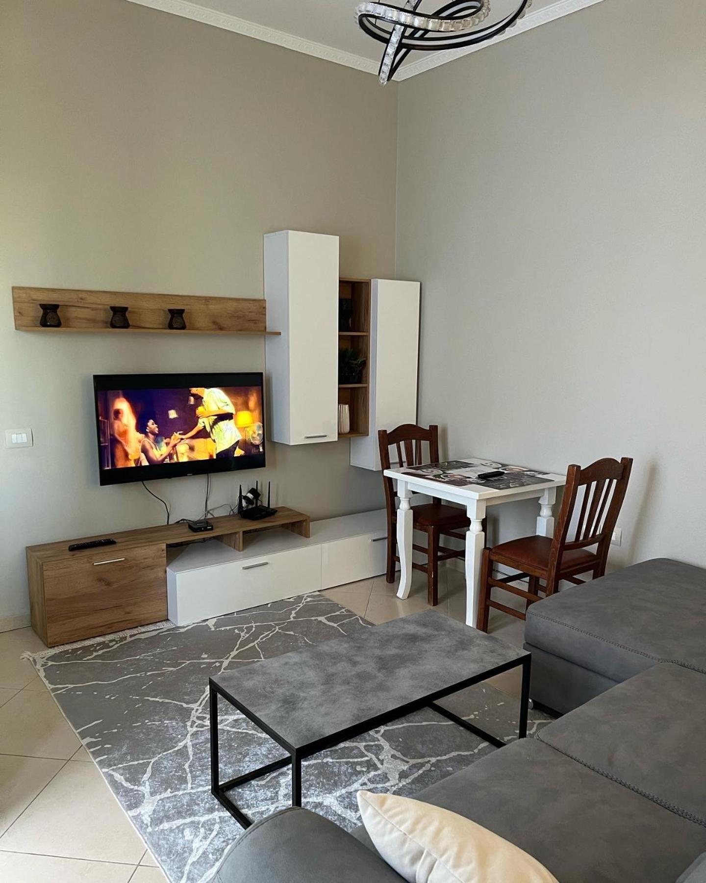 Trip-Stop Apartments Vlorë Екстериор снимка